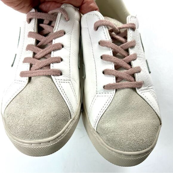 Veja Esplar Leather Sneaker - Picture 9 of 13